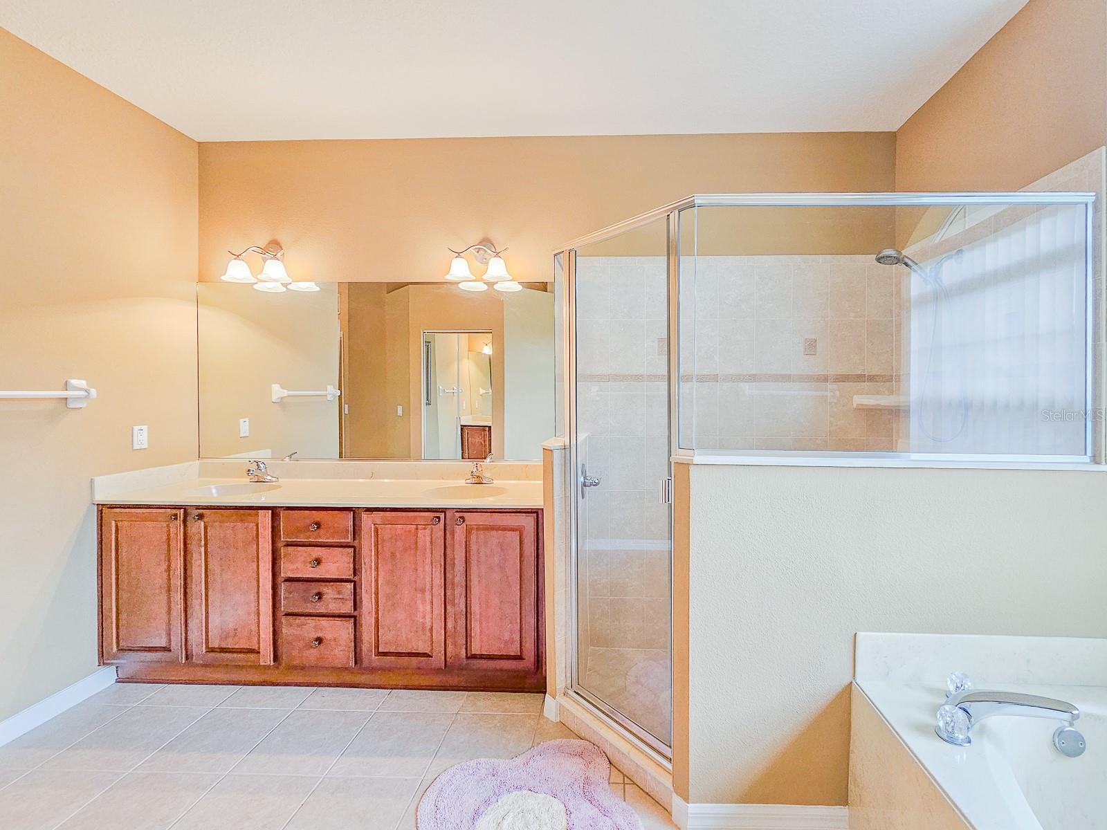 SEMINOLE WOODS - Residential