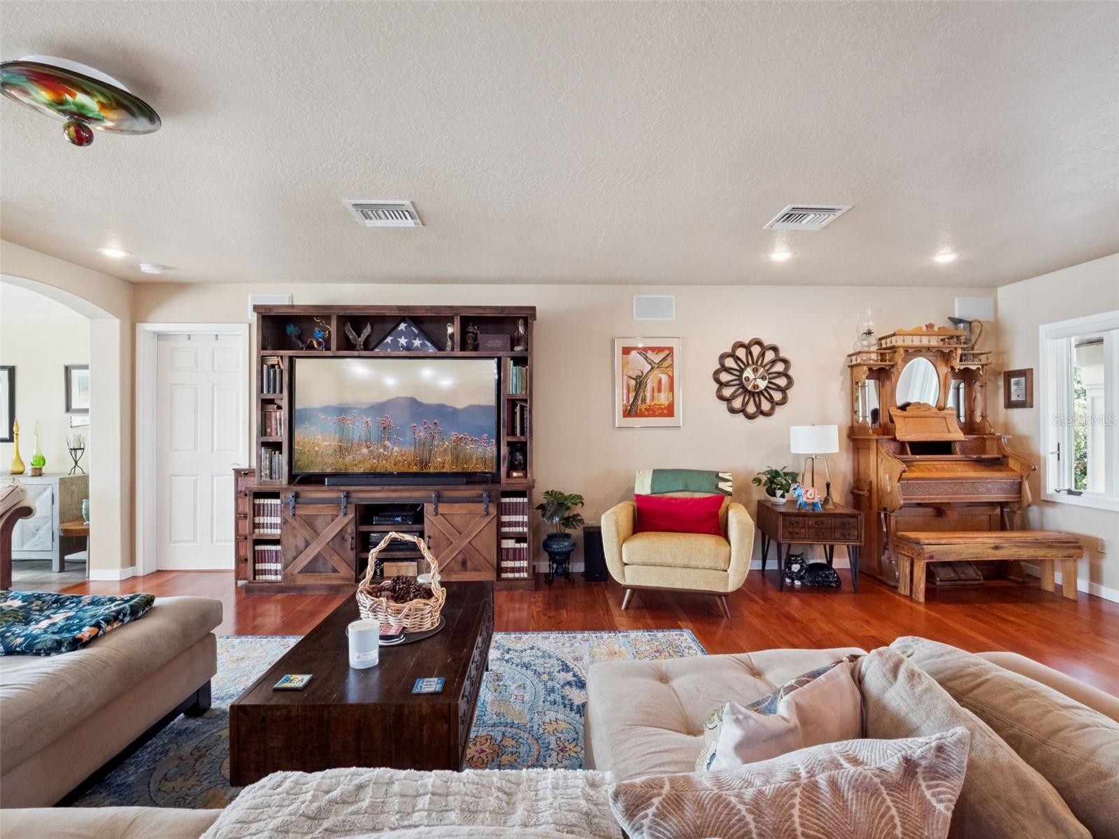 HUDSON ISLES FIRST ADD - Residential