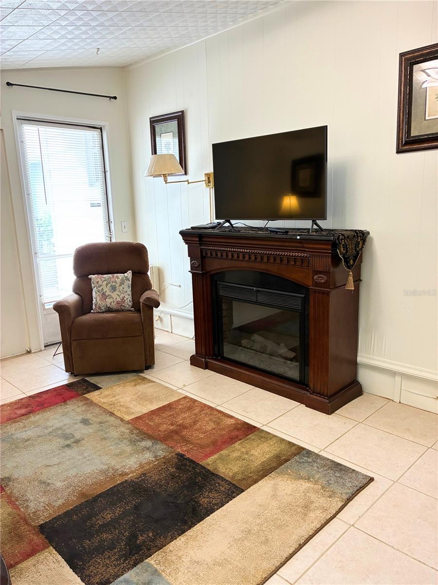 TRI-PAR ESTATES - Residential