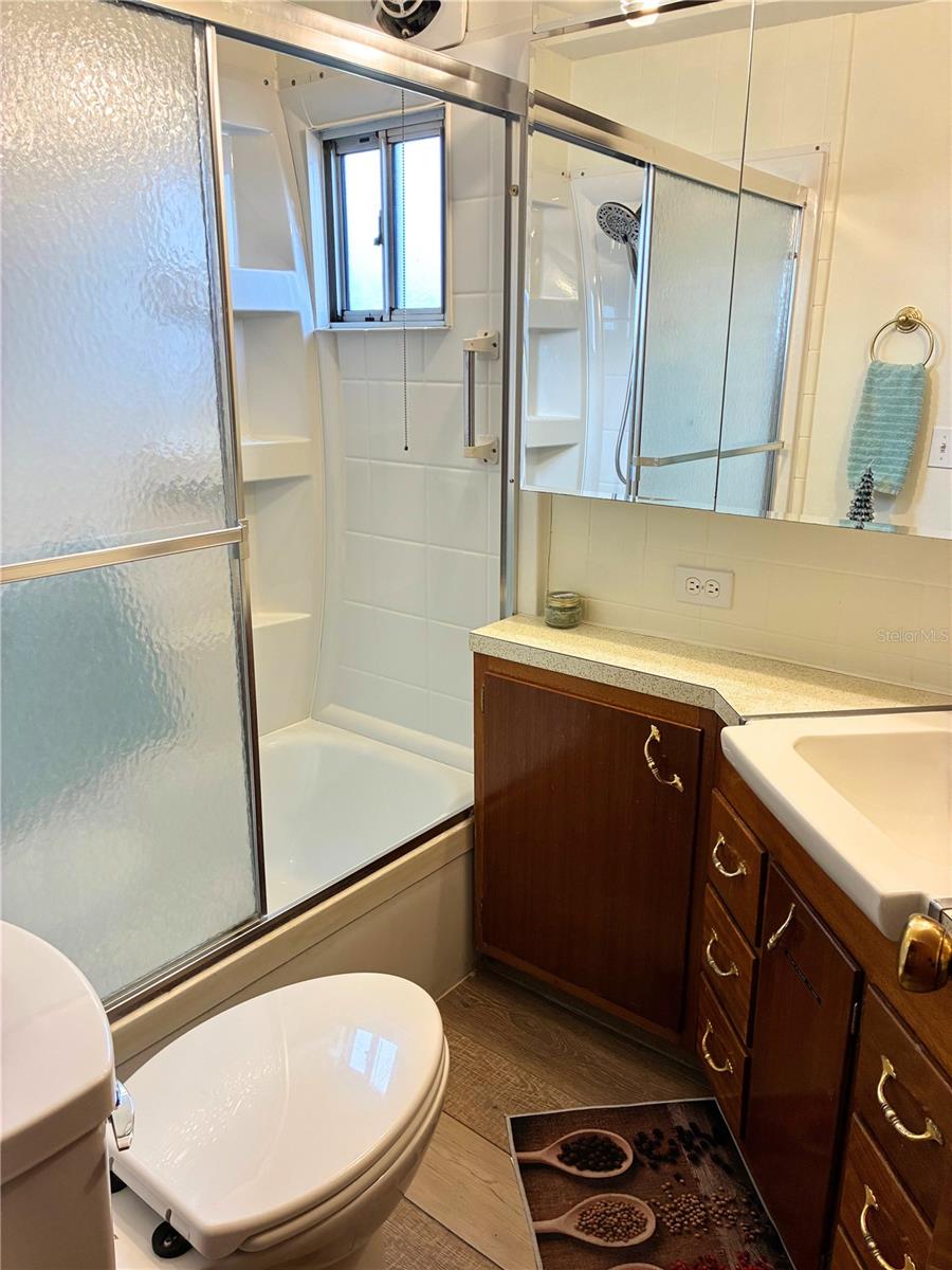 TRI-PAR ESTATES - Residential