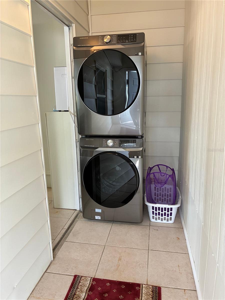 TRI-PAR ESTATES - Residential