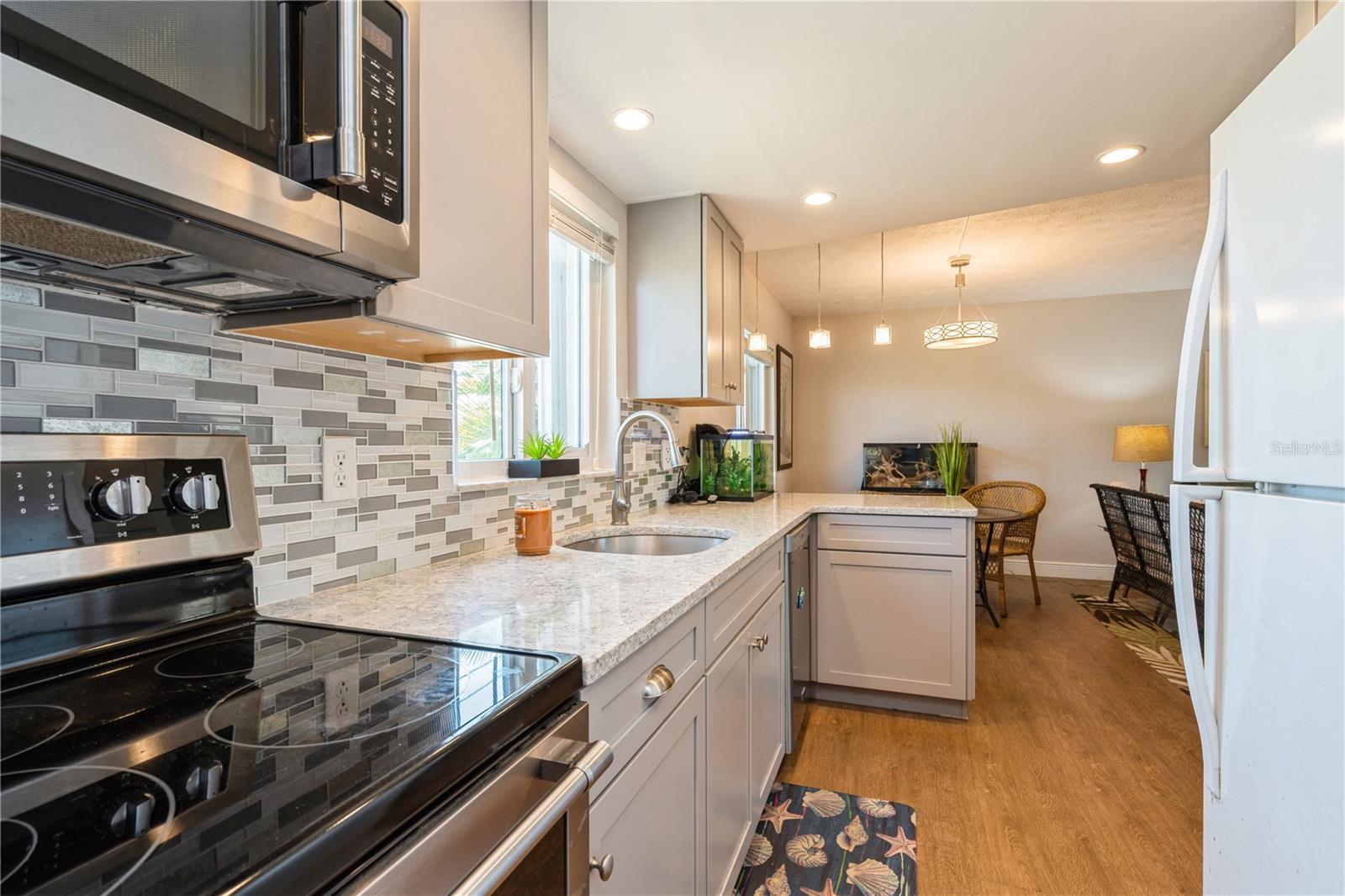 CORAL COURT CONDO - Residential