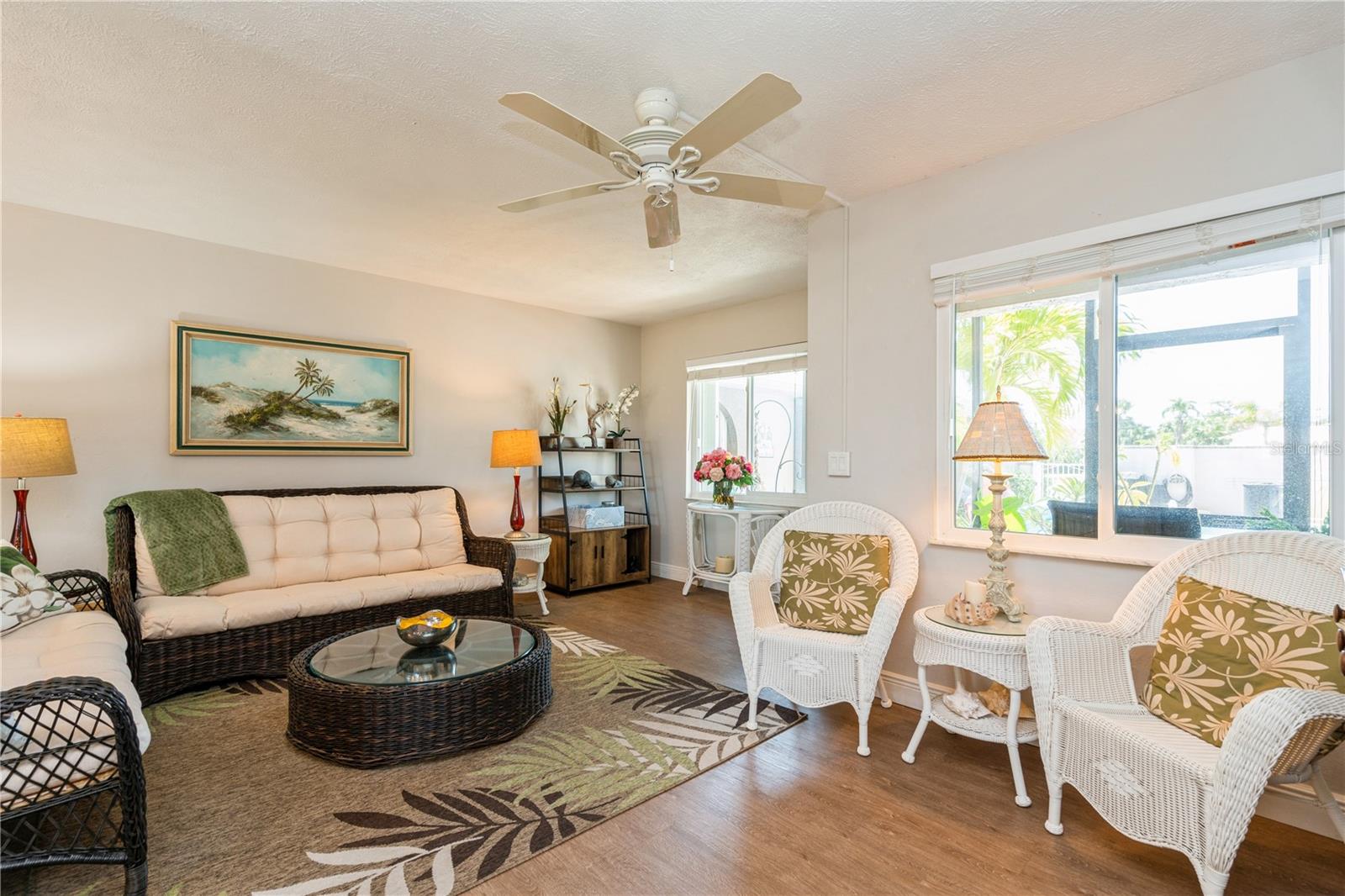 CORAL COURT CONDO - Residential