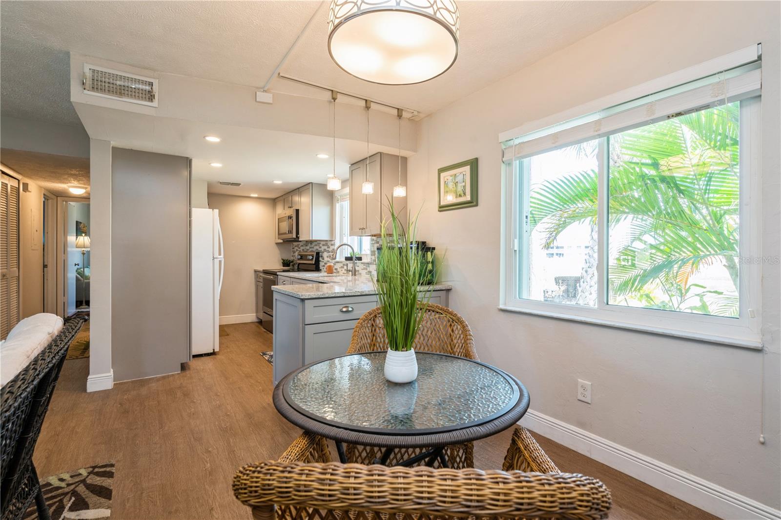 CORAL COURT CONDO - Residential