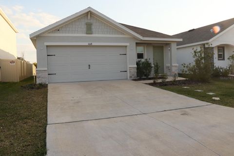 A home in PLANT CITY