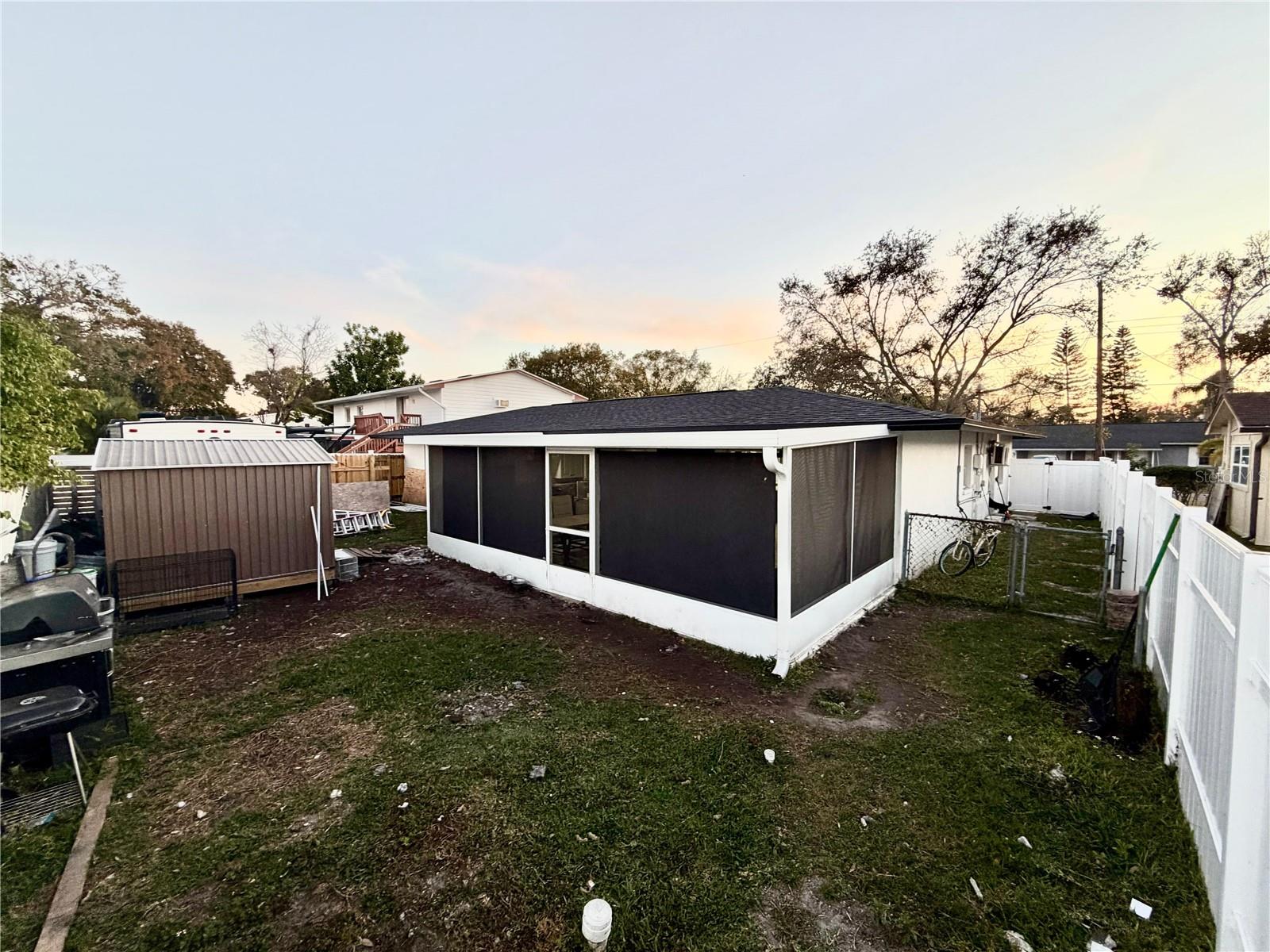 4911 SHETLAND AVENUE