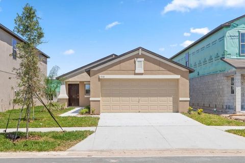 Photo of 7110 Amelia Cove Court, Sun City Center, FL 33573 (MLS # TB8529201)