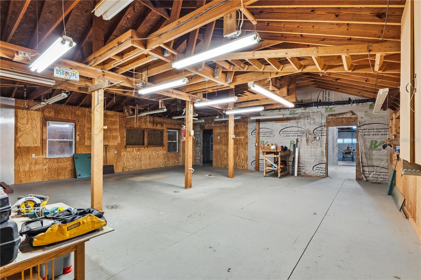 SUWANNEE RIVER HILLCREST - Residential