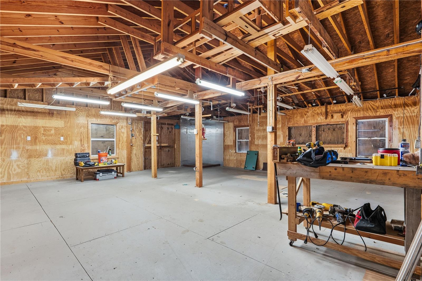 SUWANNEE RIVER HILLCREST - Residential