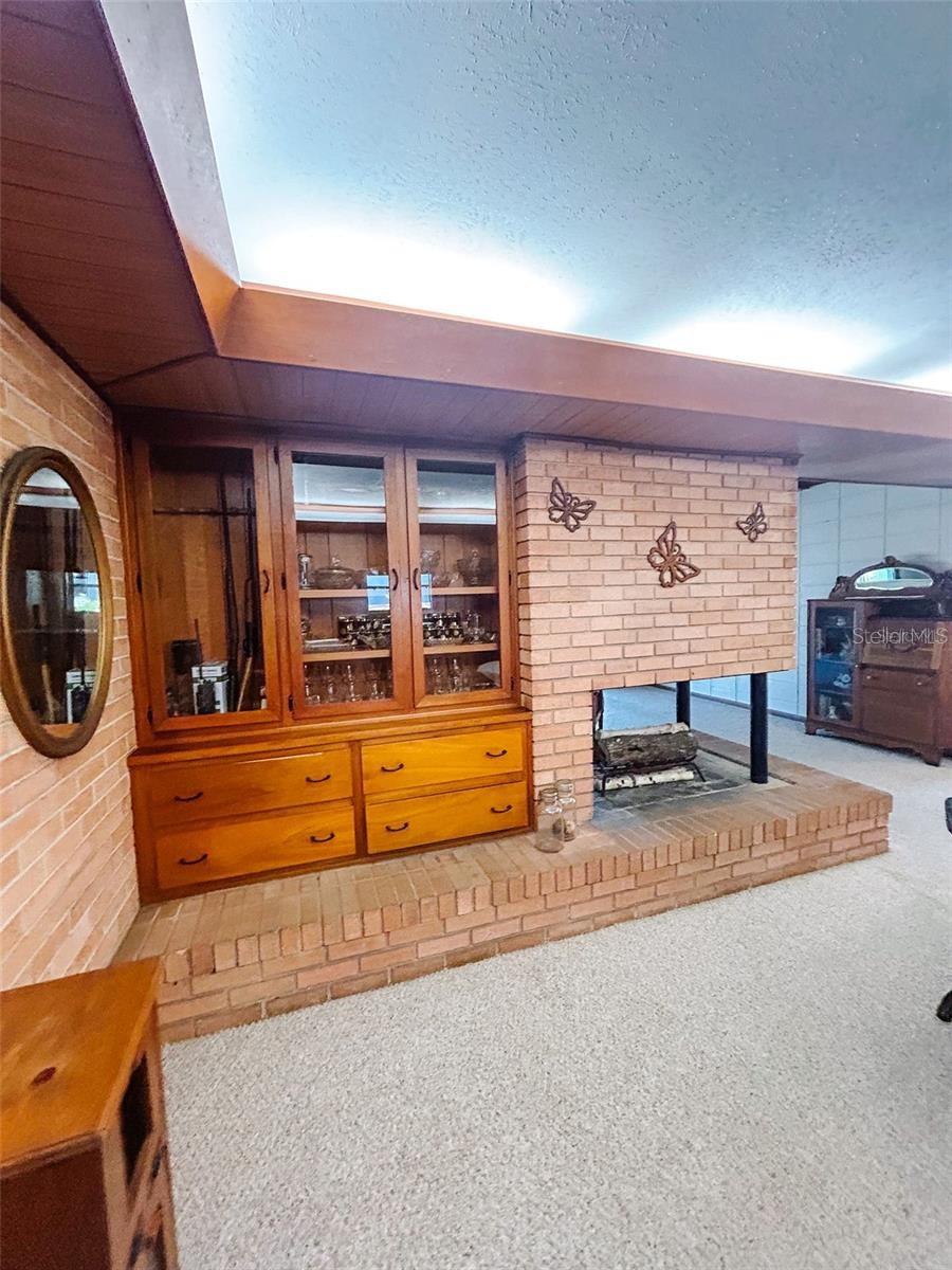 UMATILLA SOUTHERN SHORES - Residential