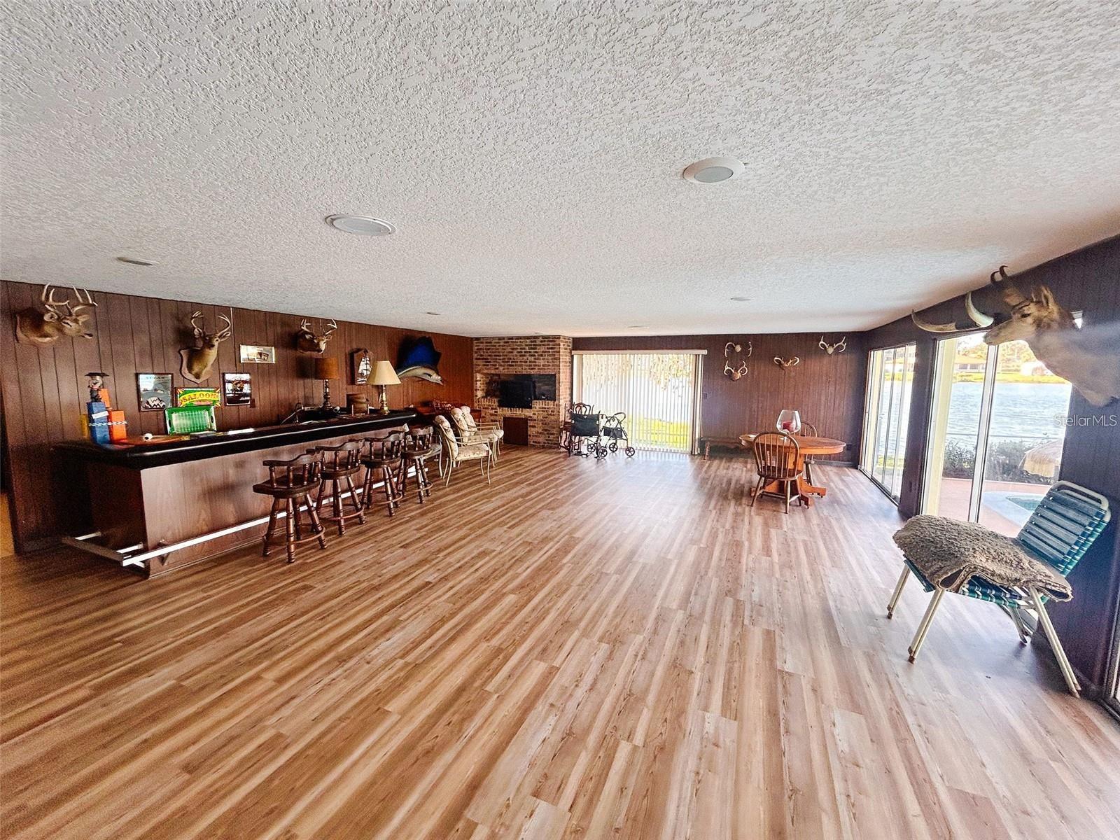 UMATILLA SOUTHERN SHORES - Residential