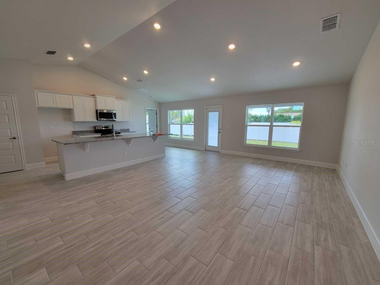 MARION OAKS UN NINE - Residential