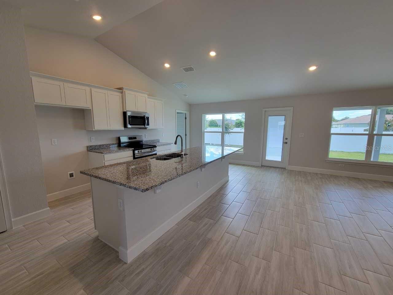 MARION OAKS UN NINE - Residential