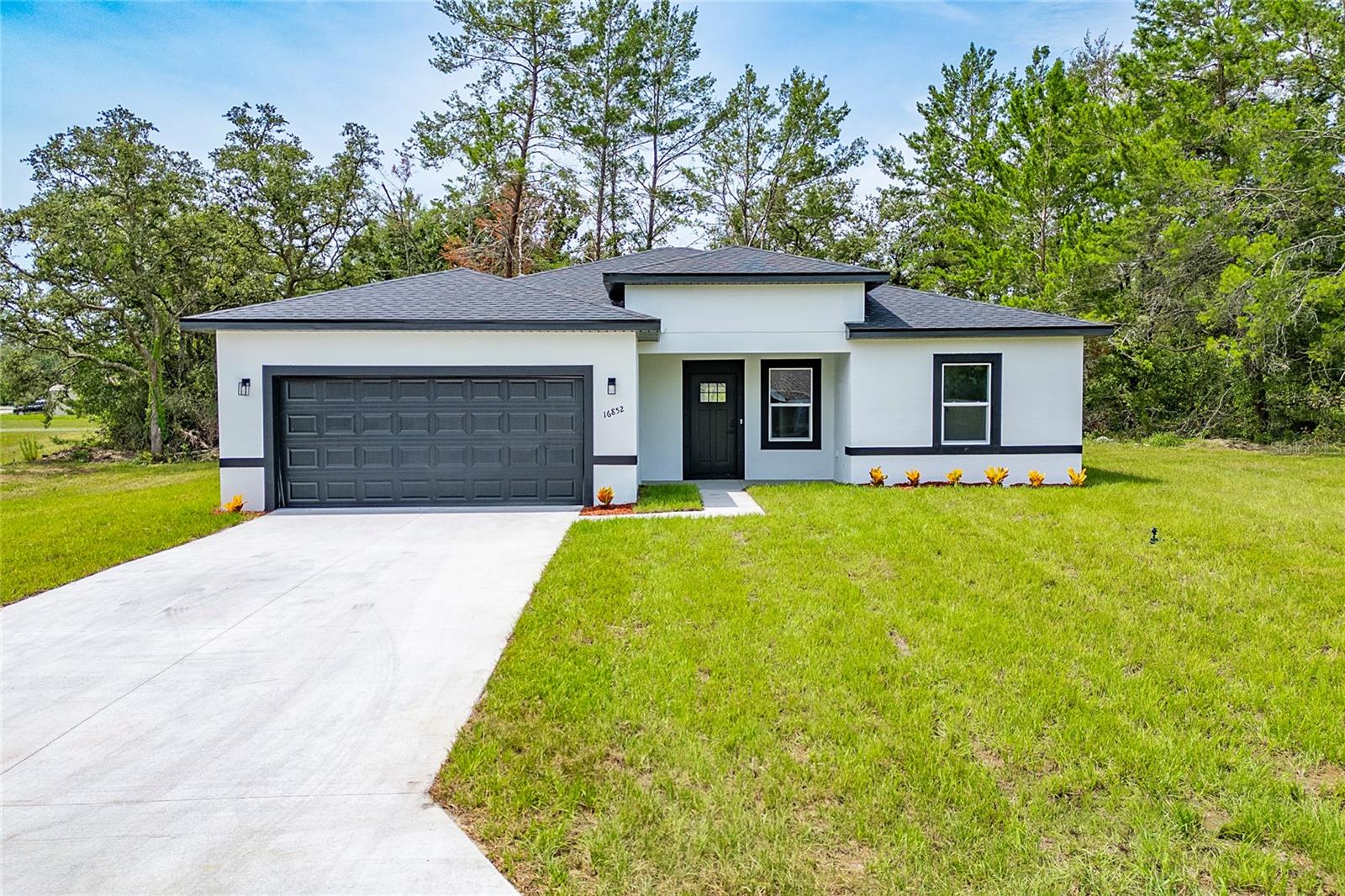 Oversized 0.41-Acre Lot | 4-Bedroom, 3-Full Bath with Pond View & Privacy
Set on a rare and oversized 0.41-acre lot, this beautiful 4-bedroom, 3-bathroom home offers the space, privacy, and peaceful surroundings that are hard to find in Ocala. Located next to a retention pond, the property enjoys enhanced privacy, scenic views, and excellent sound insulation, with generous spacing between neighboring homes — ideal for those seeking tranquility without sacrificing convenience.
The home features a thoughtful layout, including a Jack-and-Jill bathroom connecting two bedrooms, plus a luxurious primary suite with two walk-in closets and a spa-style bathroom complete with a floating bathtub. Every space has been designed to support comfort and functionality, whether for daily living or hosting guests.
Bright and open common areas make the most of the home’s natural surroundings, with views and light pouring in to create a warm, welcoming environment. The spacious lot also opens up endless outdoor possibilities — from creating a garden or play space to adding a pool or extended patio.
If you're looking for more land, more privacy, and a better lifestyle in Ocala, this property delivers.
3 minutes from DG Market, 5 minutes from SummerGlen Golf Club and much more.
Schedule your private tour today and experience the difference of a true oversized lot with privacy!