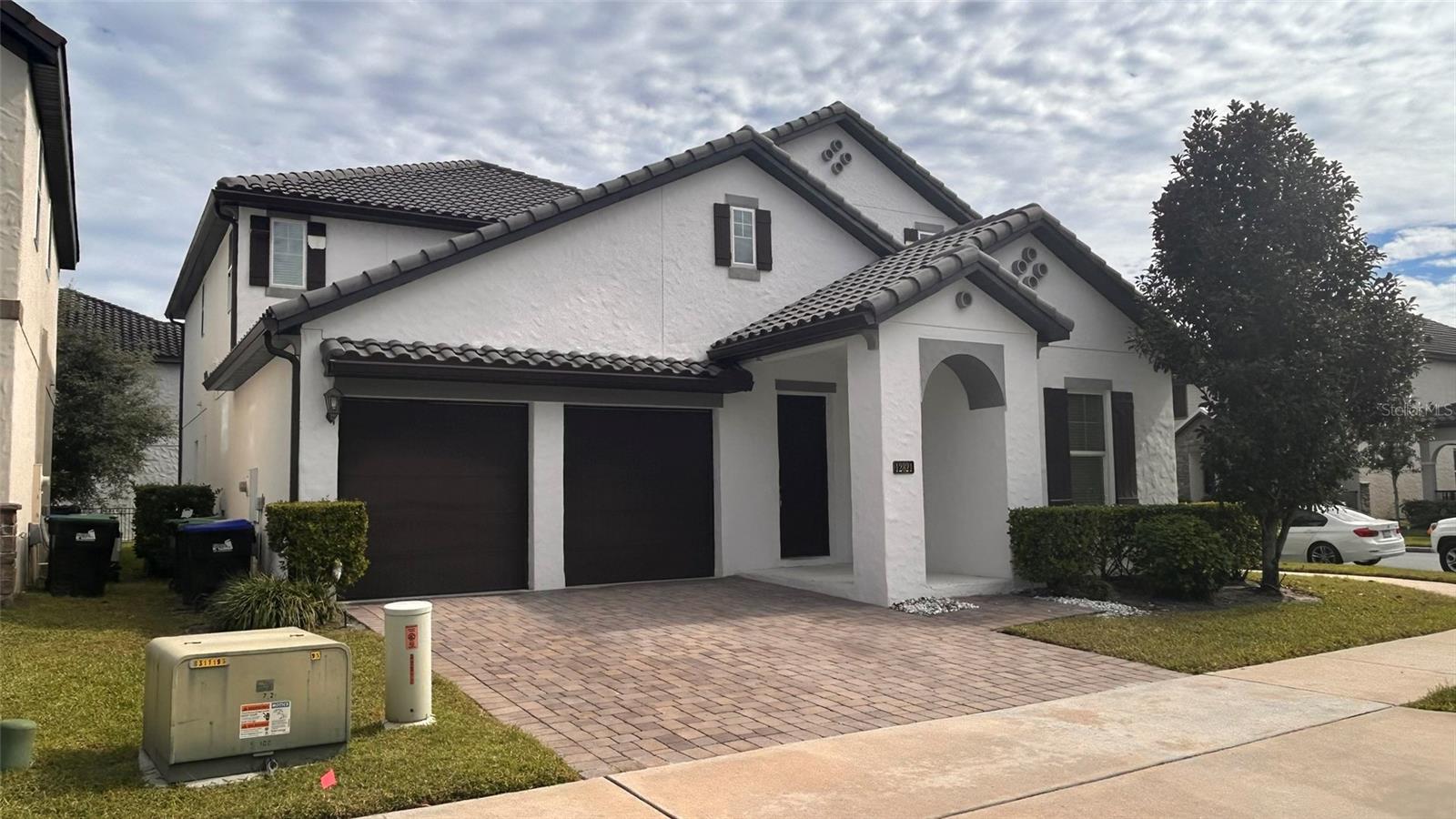 WESTSIDE VILLAGE - Residential Lease