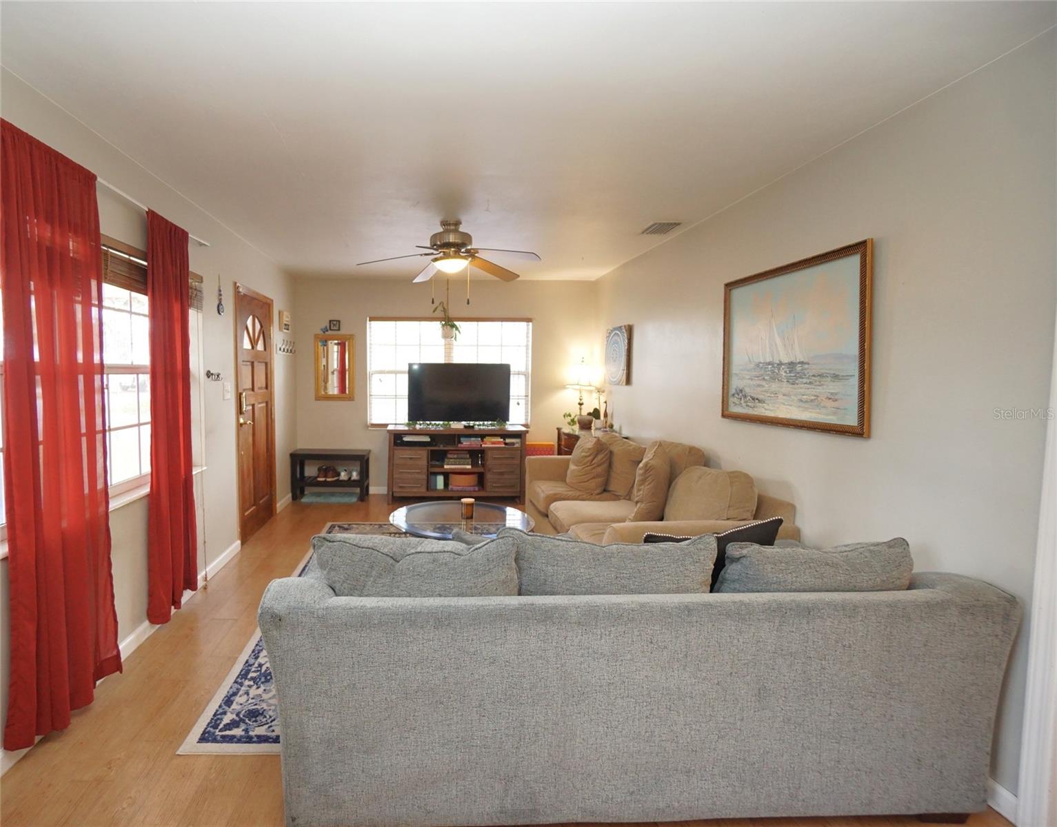 RIVERSIDE ESTATES - Residential Lease