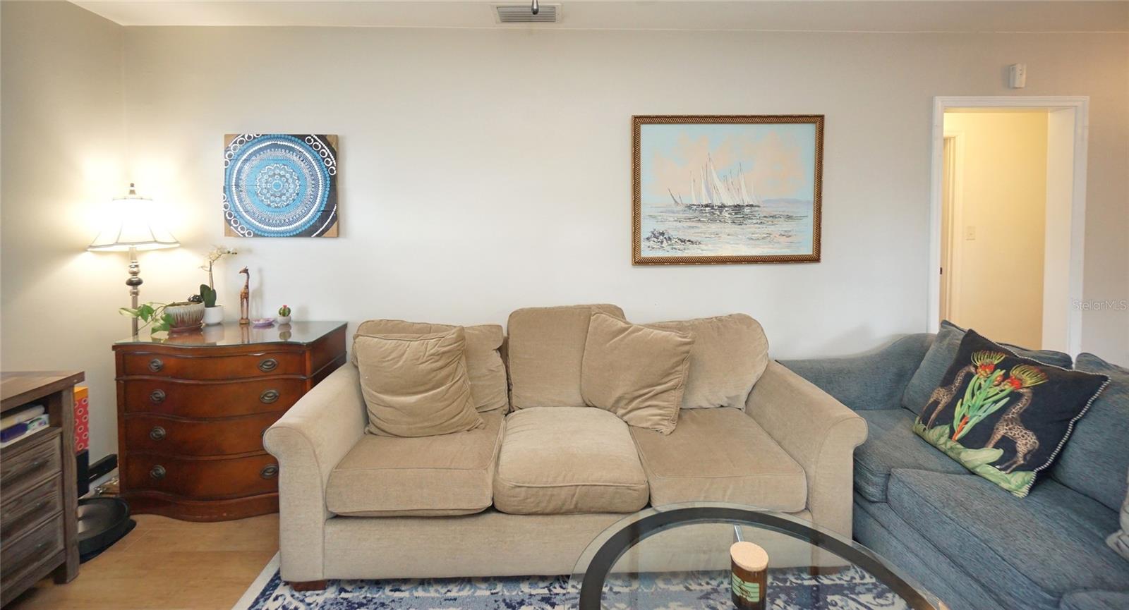 RIVERSIDE ESTATES - Residential Lease