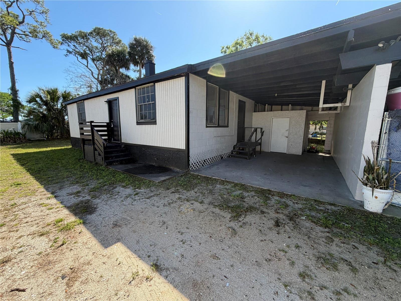 DAYTONA GARDENS 01 - Residential