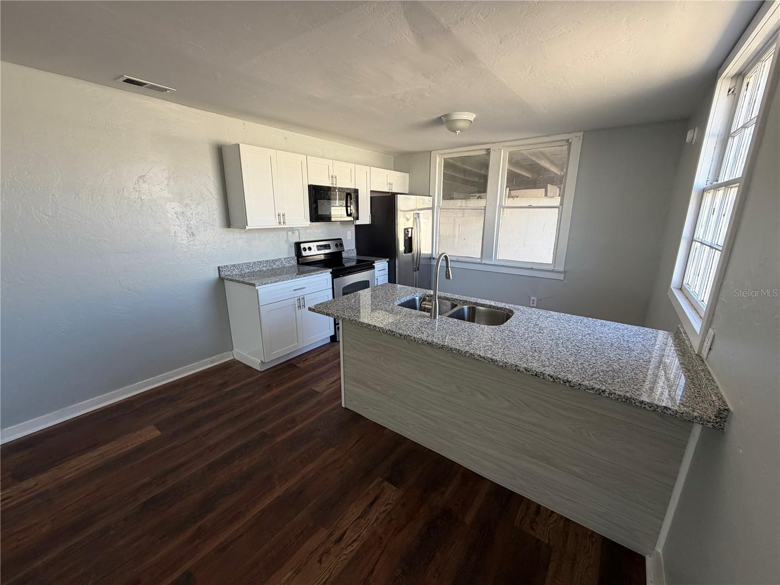 DAYTONA GARDENS 01 - Residential