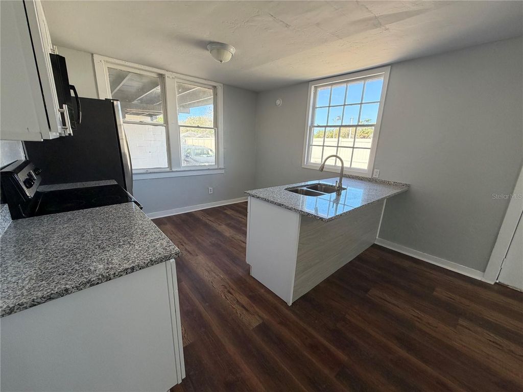 Photo of 325 S Franklin Street, Daytona Beach, FL 32114 (MLS # O6389684)