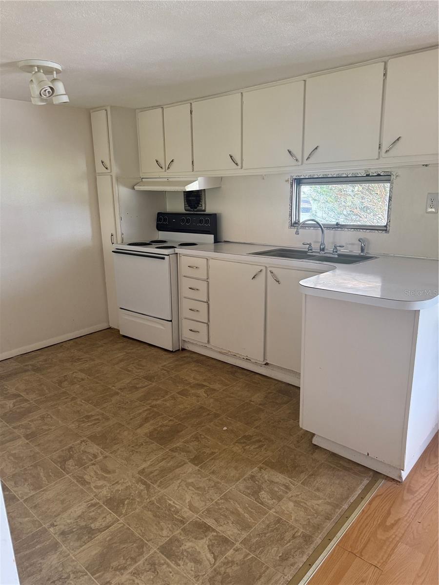 PARKVIEW ACRES 2ND ADD - Residential