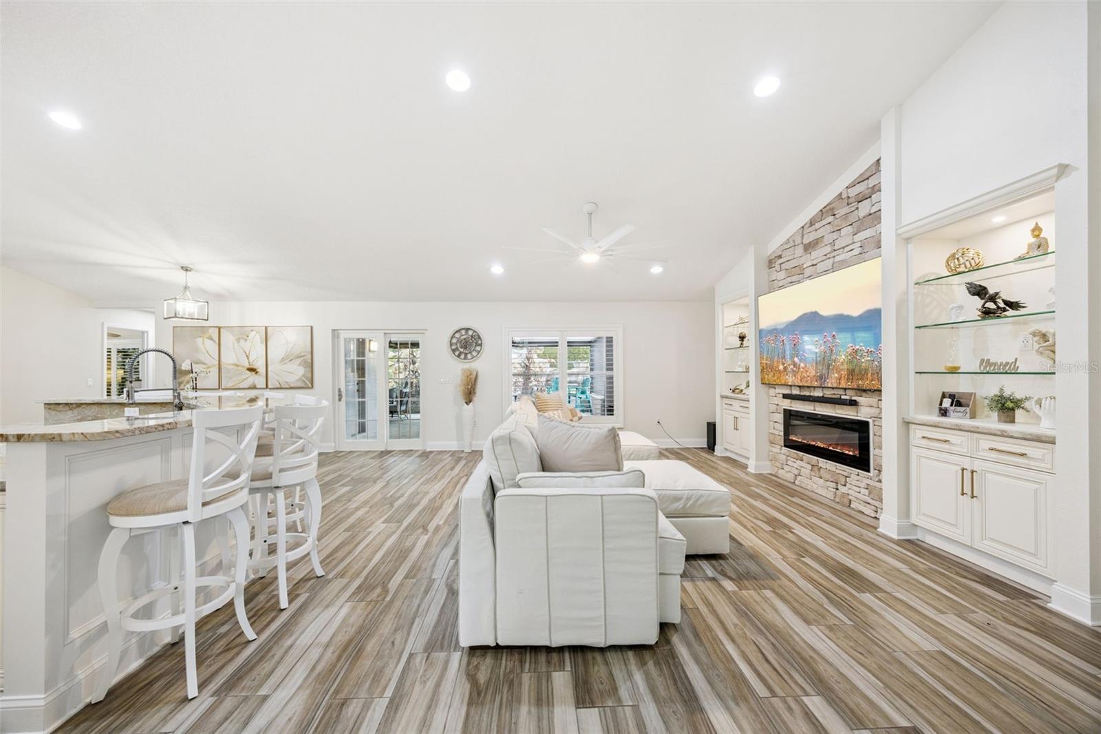 CAPE ORLANDO ESTATES - Residential