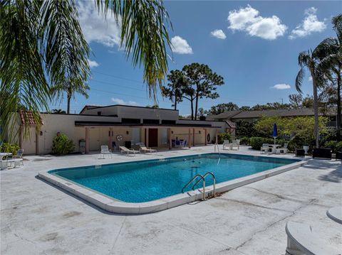 A home in SEMINOLE