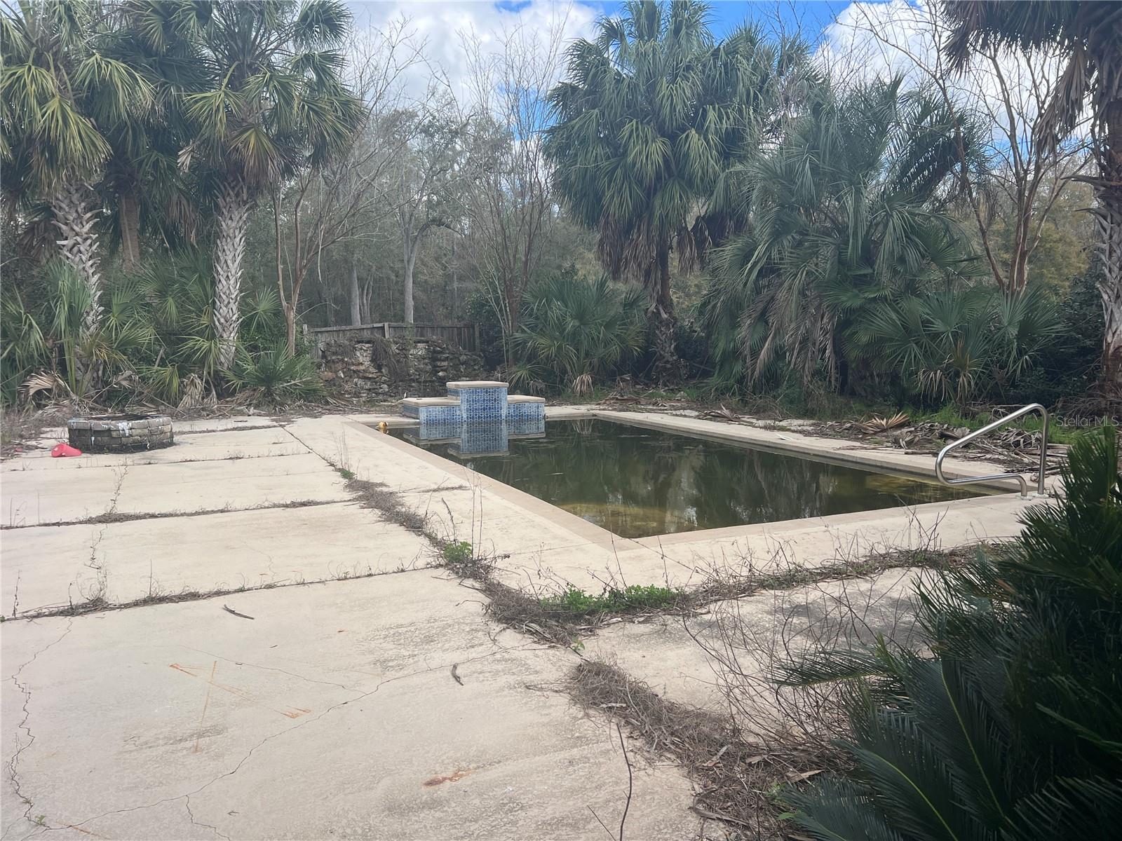 SUWANNEE - Residential