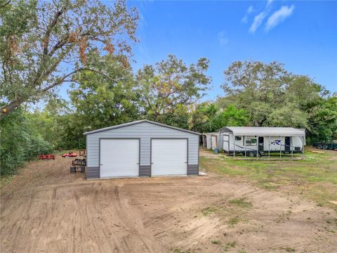 A home in DUNNELLON