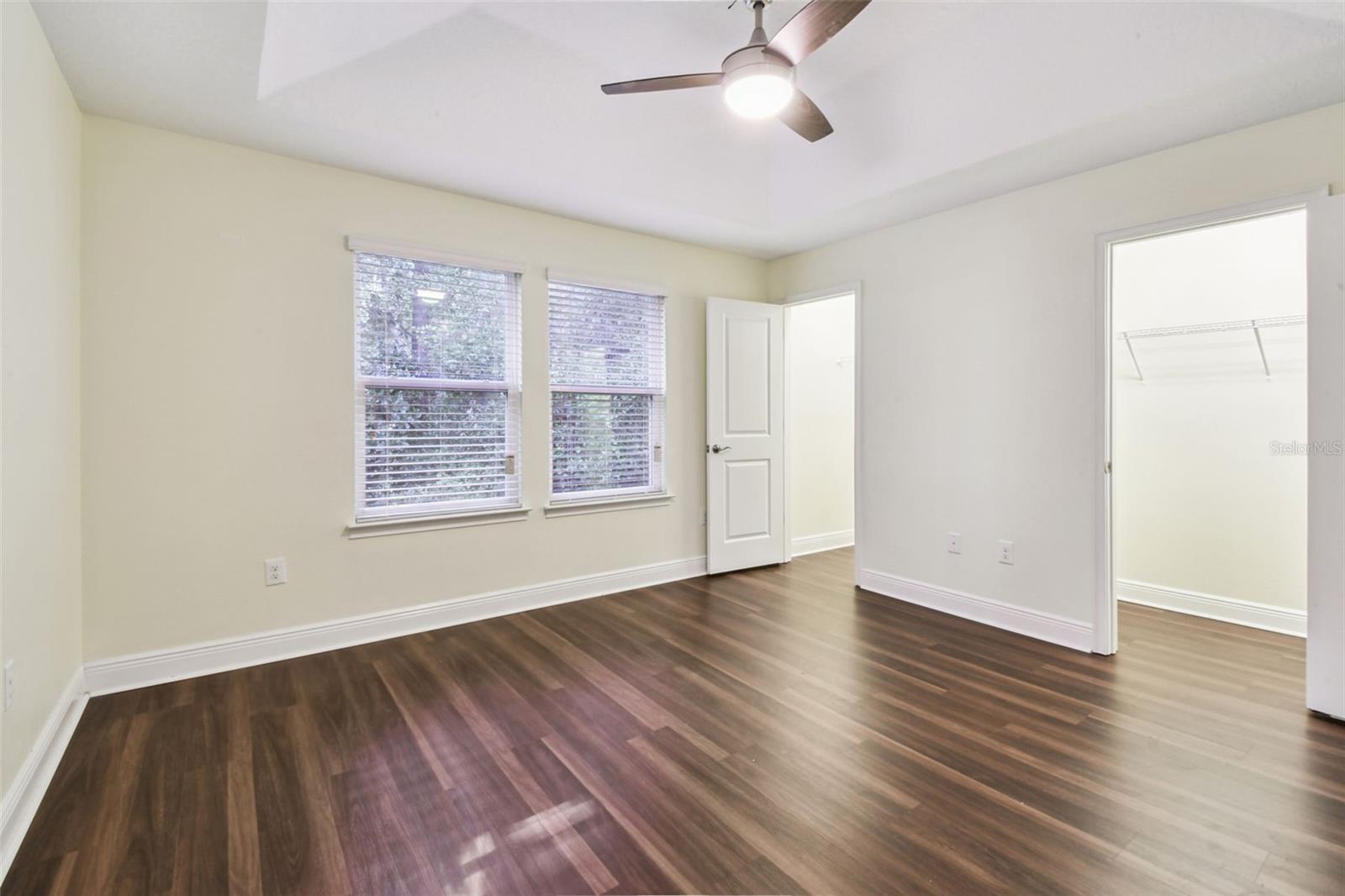 LAKESHORE PRESERVE - Residential