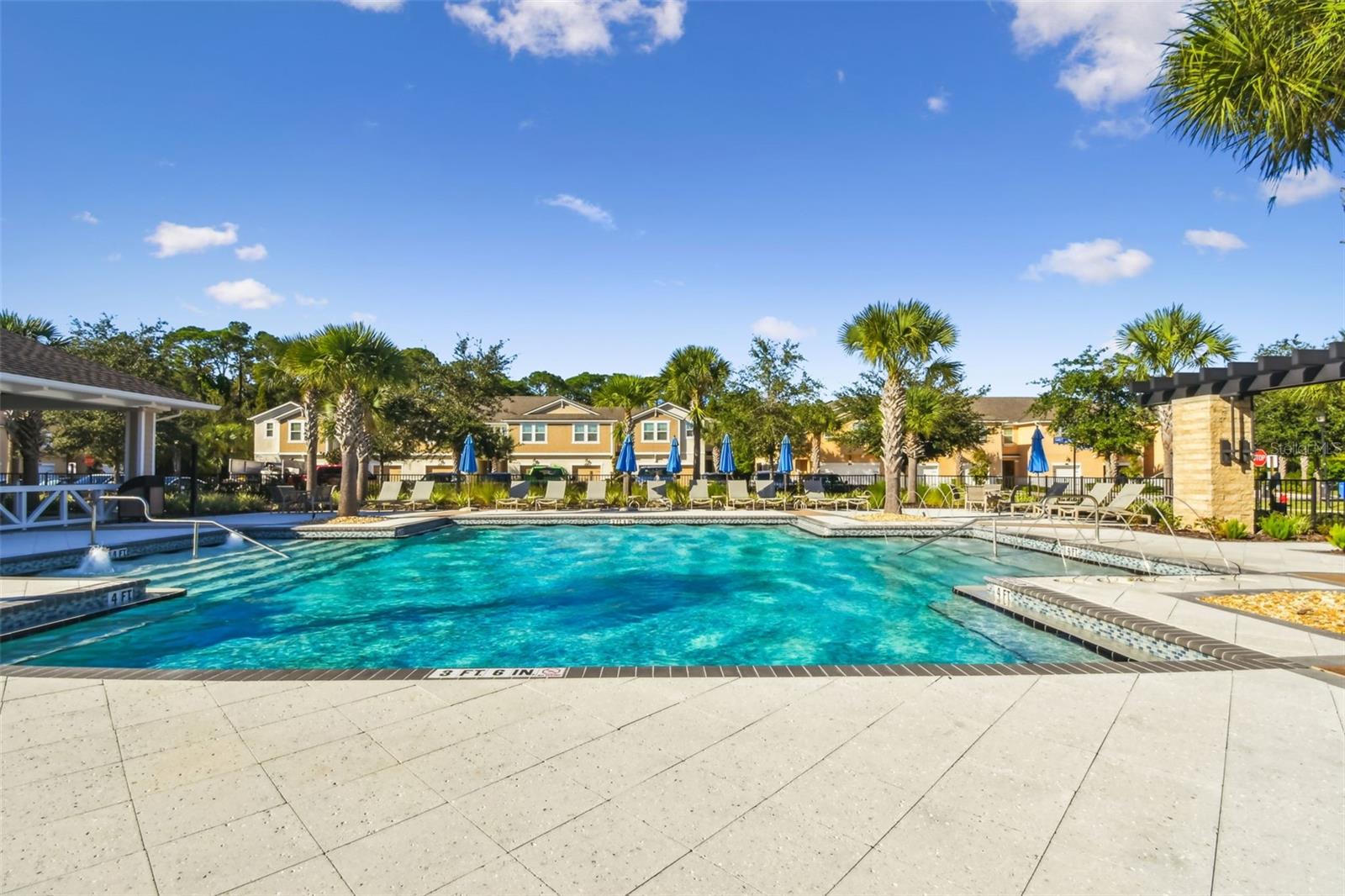 LAKESHORE PRESERVE - Residential