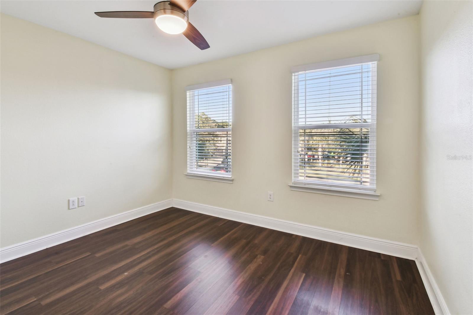 LAKESHORE PRESERVE - Residential