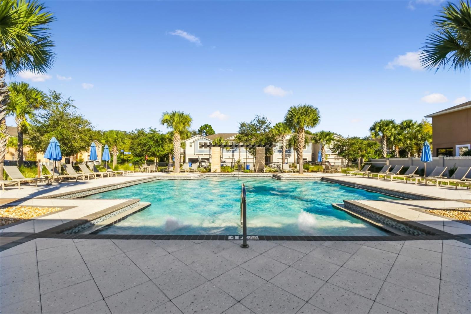 LAKESHORE PRESERVE - Residential