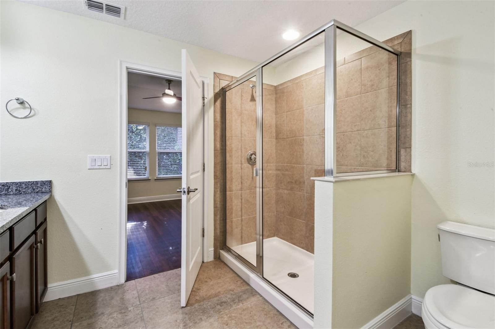 LAKESHORE PRESERVE - Residential