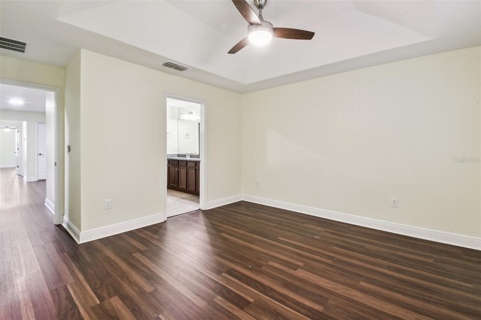 LAKESHORE PRESERVE - Residential