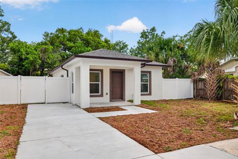 Photo of 3420 N 10th Street, Tampa, FL 33605 (MLS # TB8525121)