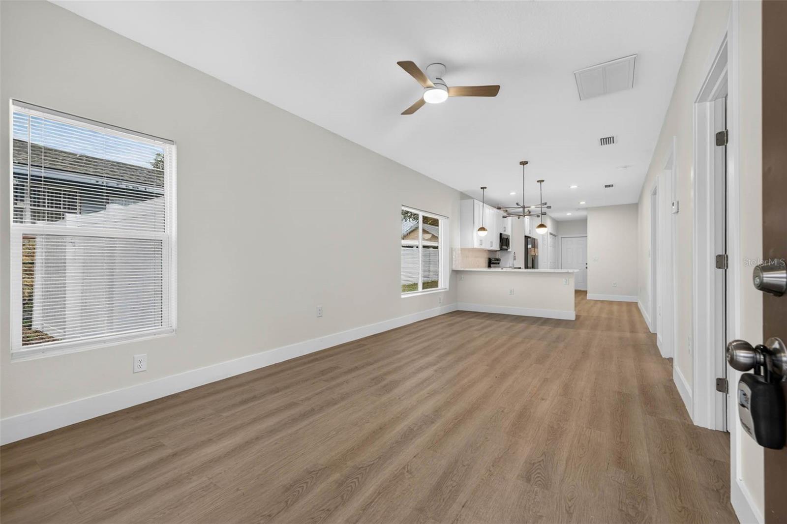 3420 N 10TH STREET