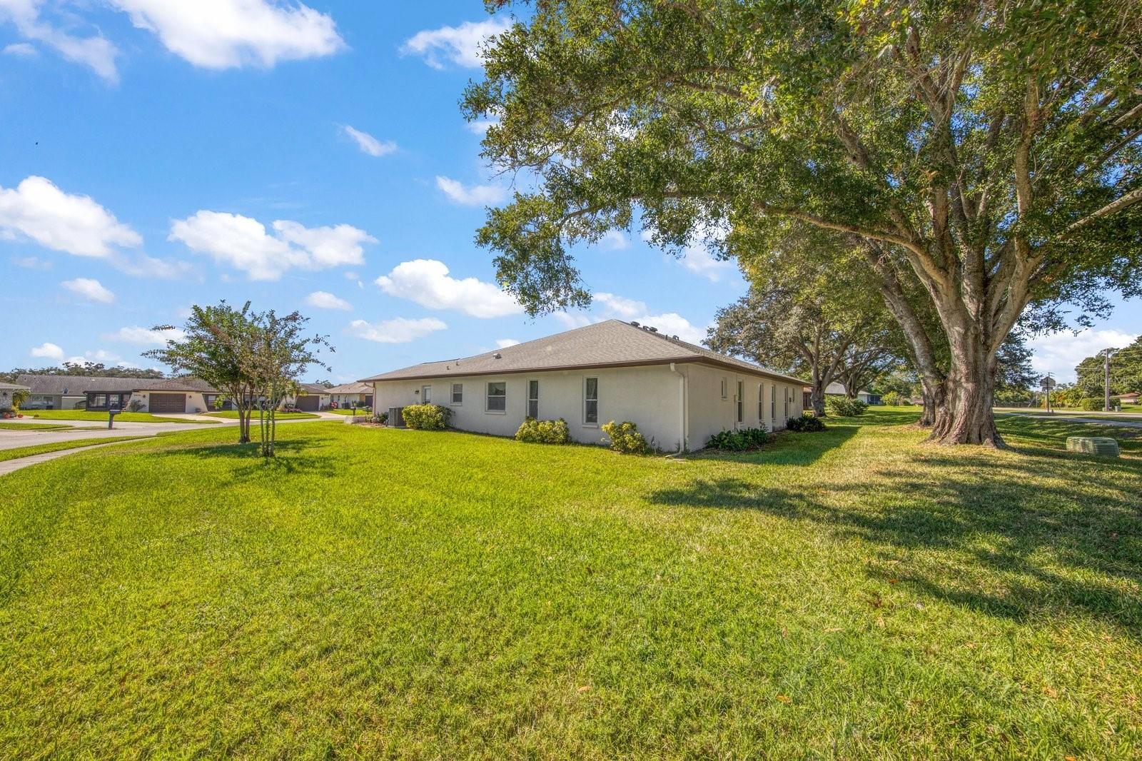 HIGHLAND LAKES DUPLEX VILLAGE II - Residential