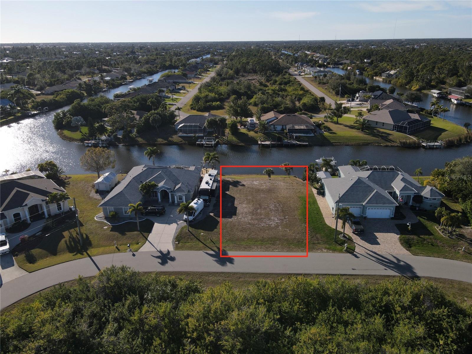 PORT CHARLOTTE SEC 82 - Land