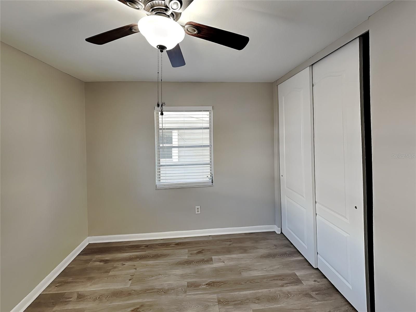 DELTONA LAKES UNIT 01 - Residential Lease