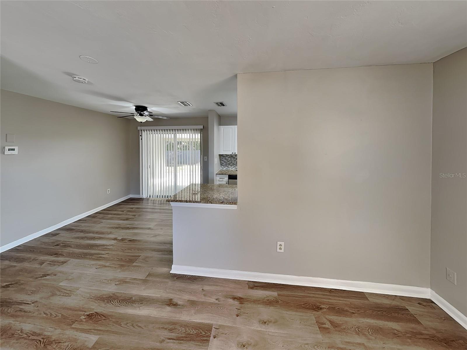 DELTONA LAKES UNIT 01 - Residential Lease