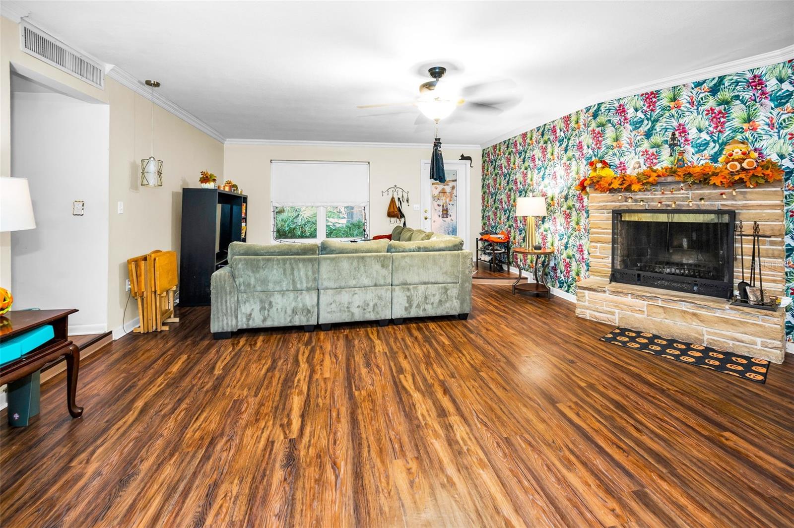 1479 S EVERGREEN AVENUE