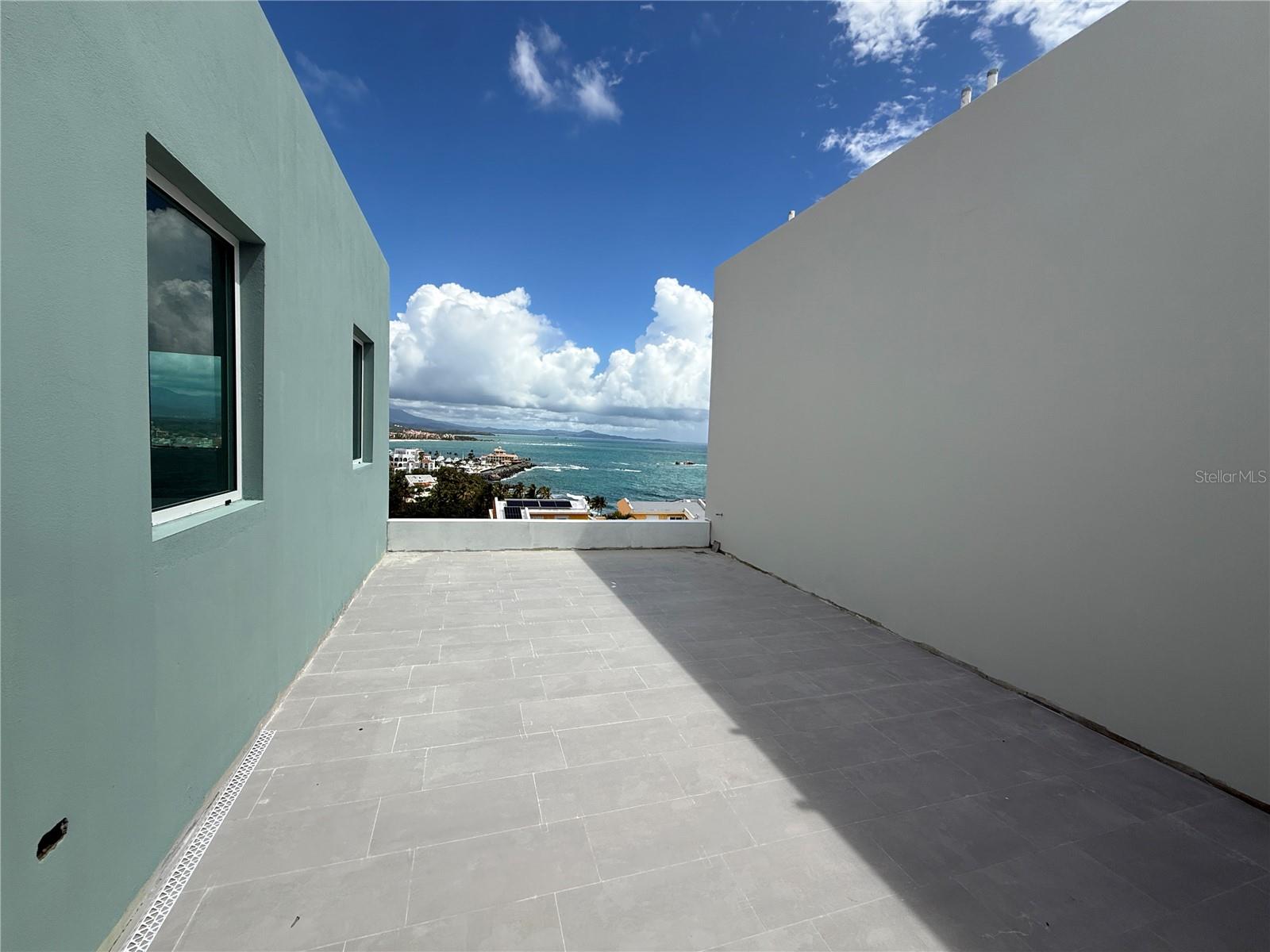 BREEZE POINT PALMAS DEL MAR - Residential