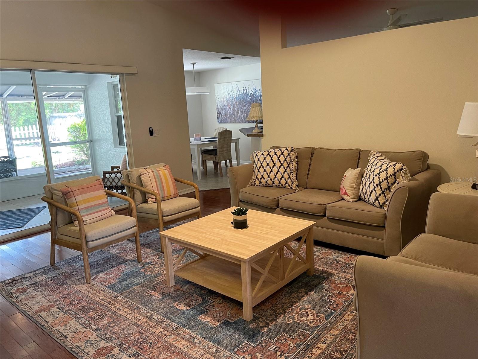 NORTH EDGEWOOD SEC OF VENICE - Residential Lease