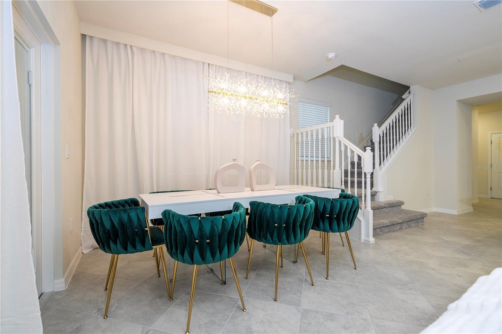 WINDSOR CAY - Residential