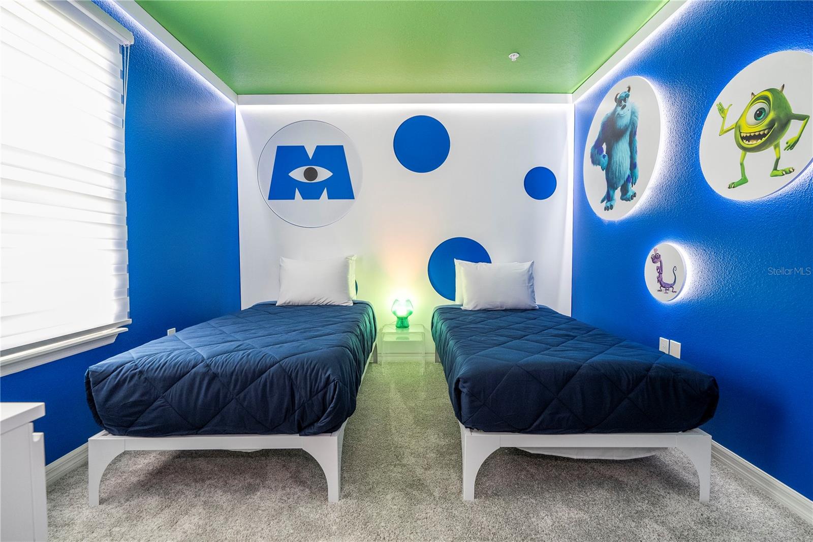 WINDSOR CAY - Residential