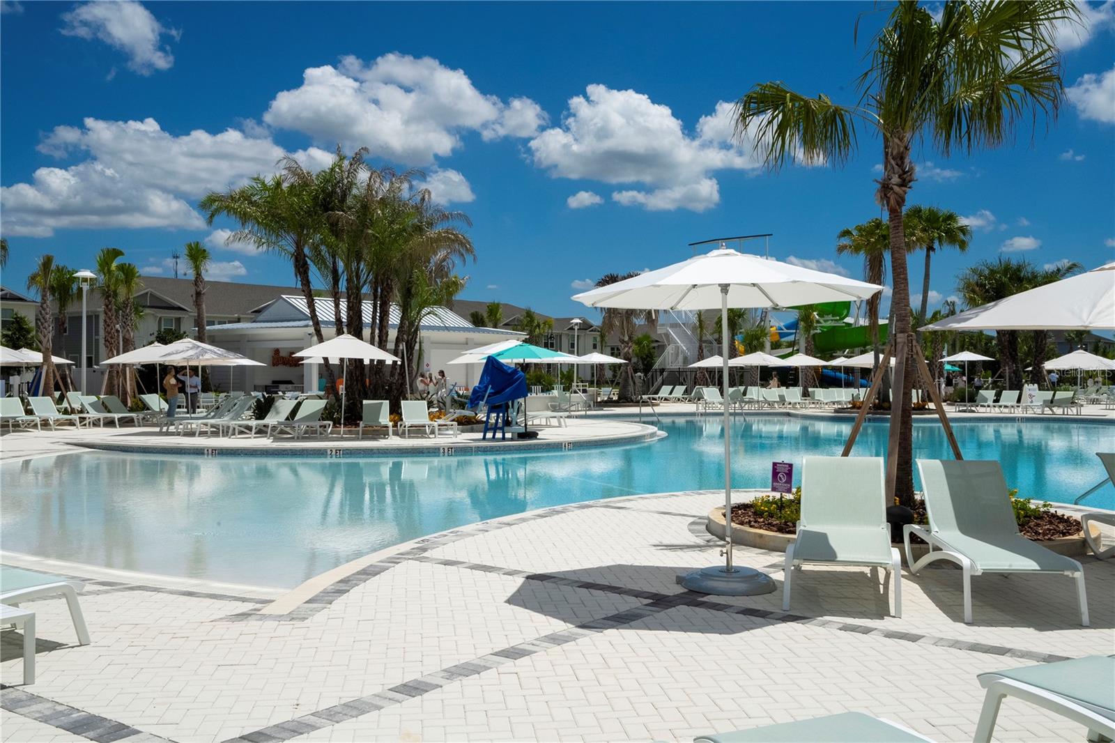 WINDSOR CAY - Residential