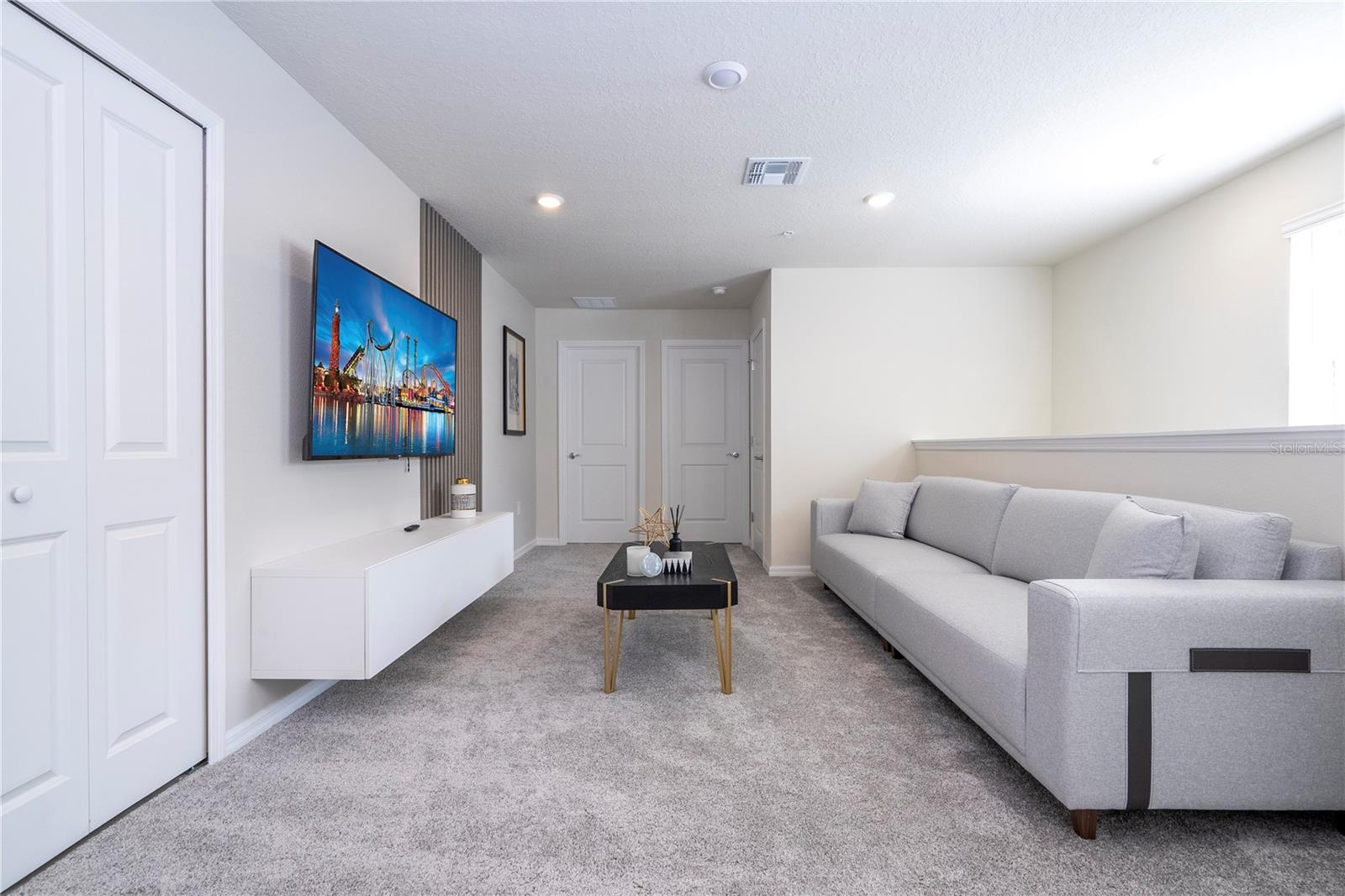 WINDSOR CAY - Residential