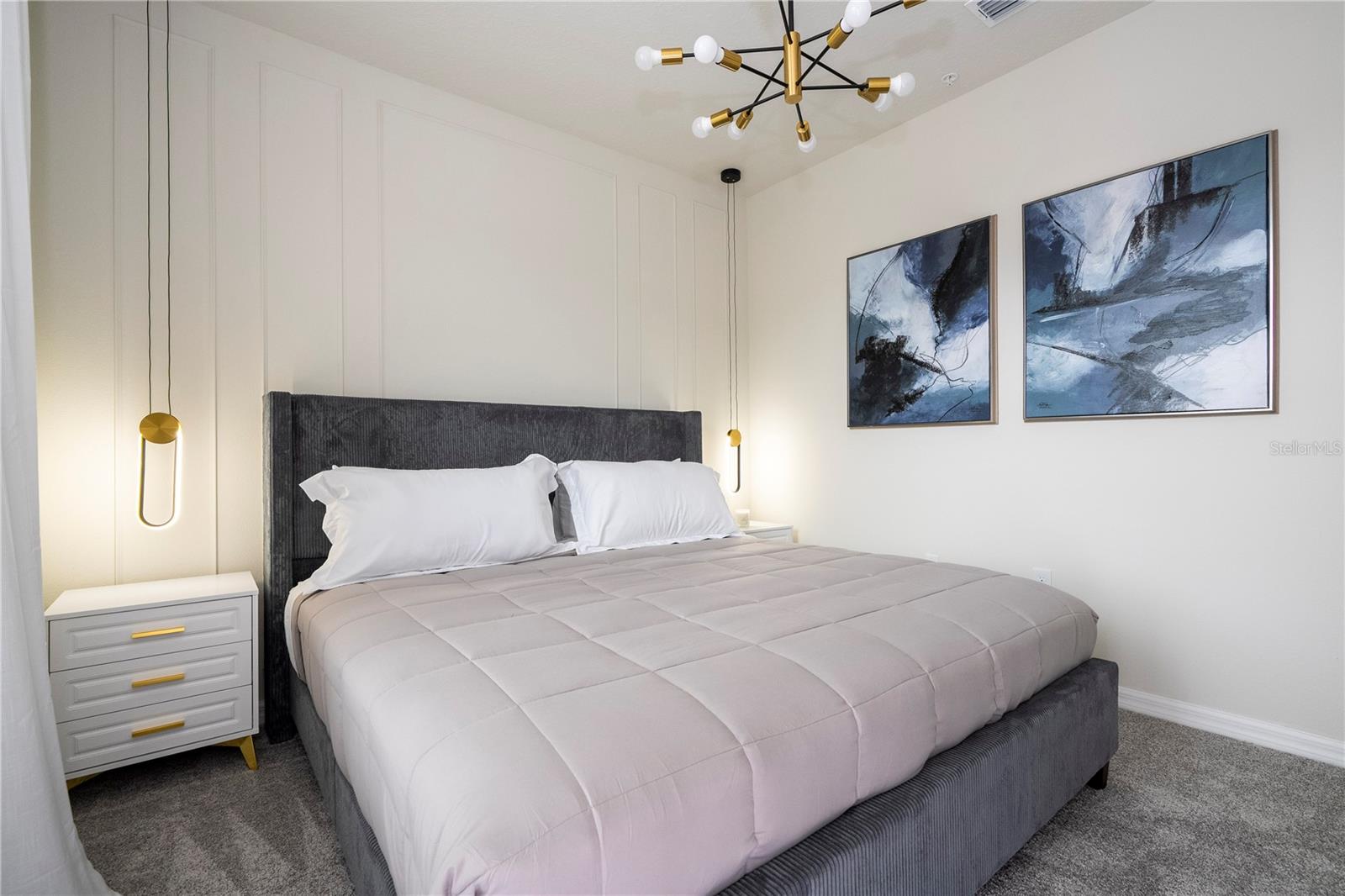 WINDSOR CAY - Residential