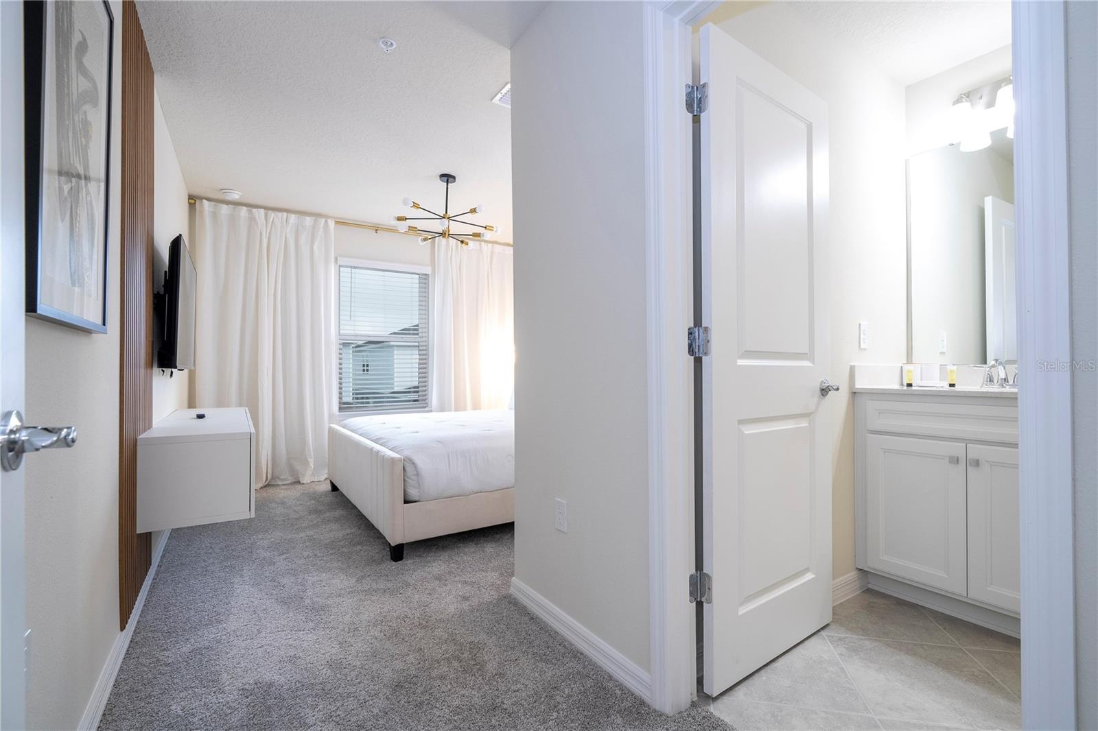 WINDSOR CAY - Residential